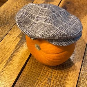 PLAID NEWSBOY CAP